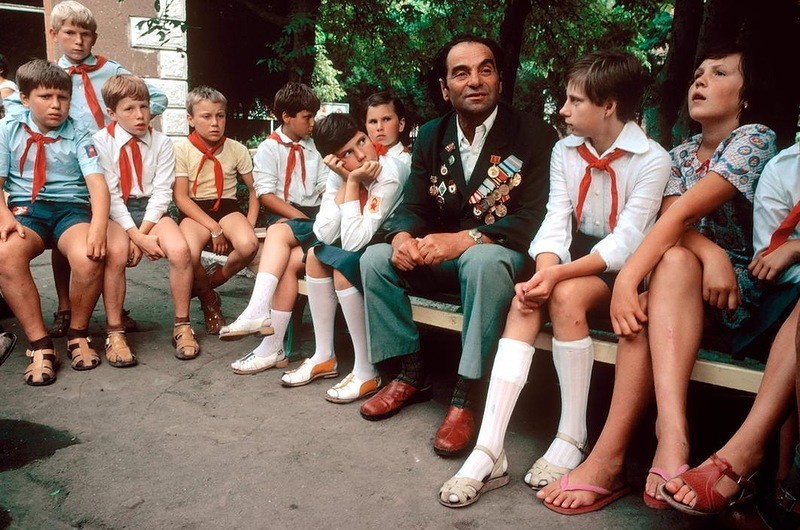 Незабываемое: 1981 год в цветных советских фотографиях