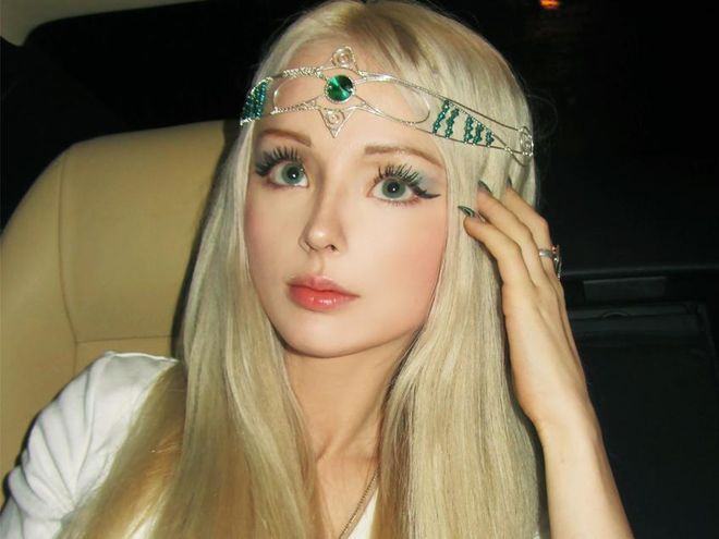 Живая кукла Барби, Валерия Лукьянова, показала, как выглядит без косметики и Фотошопа.