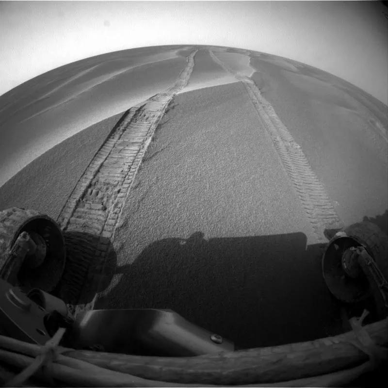 Марсоход Opportunity потух. Вот что он увидел за 14 лет на Марсе